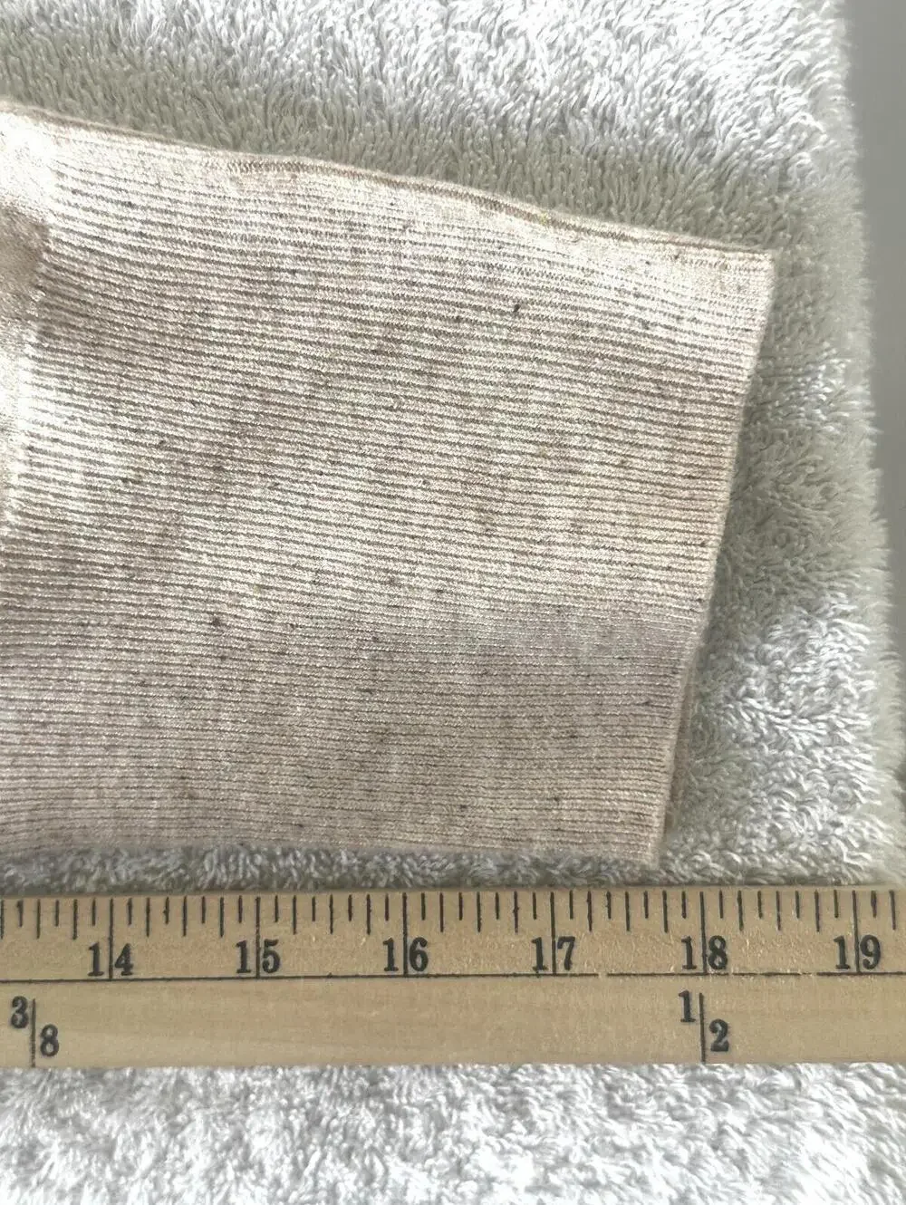 Tahari Beige Mock Neck Long Sleeve Polyester Blend Sweater - Size L EUC - Picture 6 of 8
